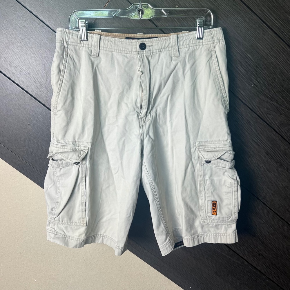 Bugle Boy Men's Cargo Shorts Beige Cotton Utility Size 32 Y2K Vintage Streetwear